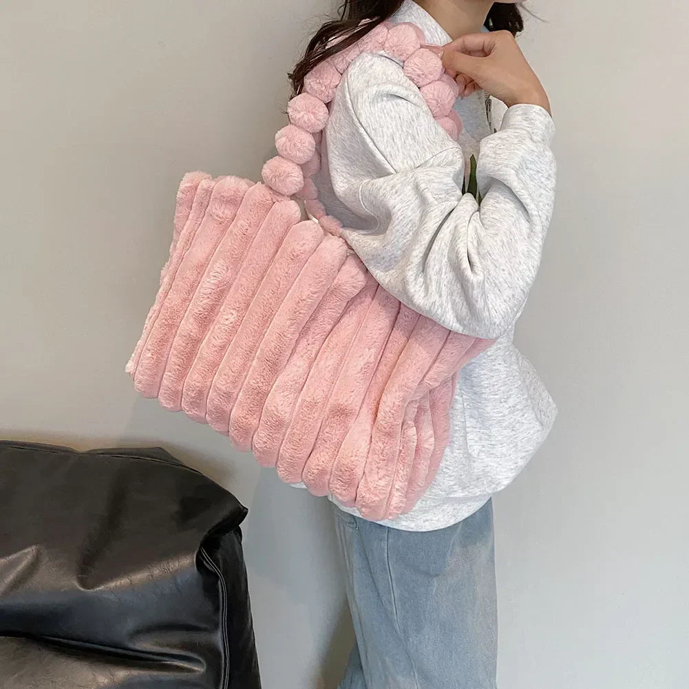 Stilvolle Chunky Schultertasche - Evi
